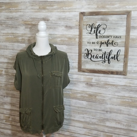 Maurices Tops - Maurices Army Green Hooded Zip Up Top